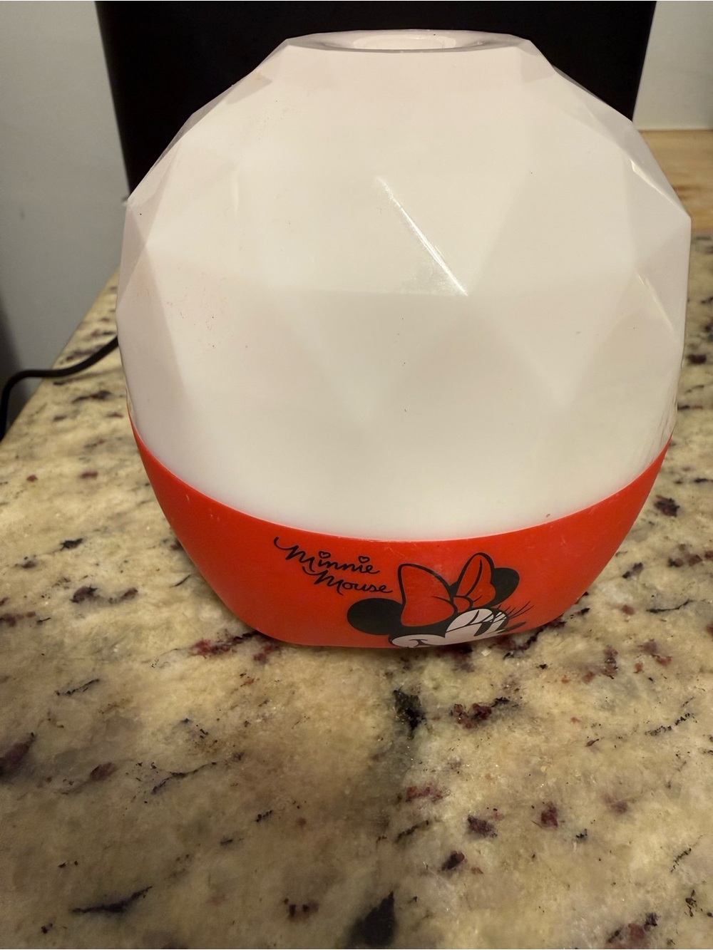 Disney Minnie Mouse Wireless Speaker & Aroma Diffuser w/ Multicolor LED Lights